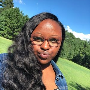 Meet your Posher, Ashae